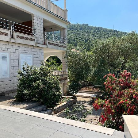 Apartmani Luka Zrnovo Eksteriør bilde