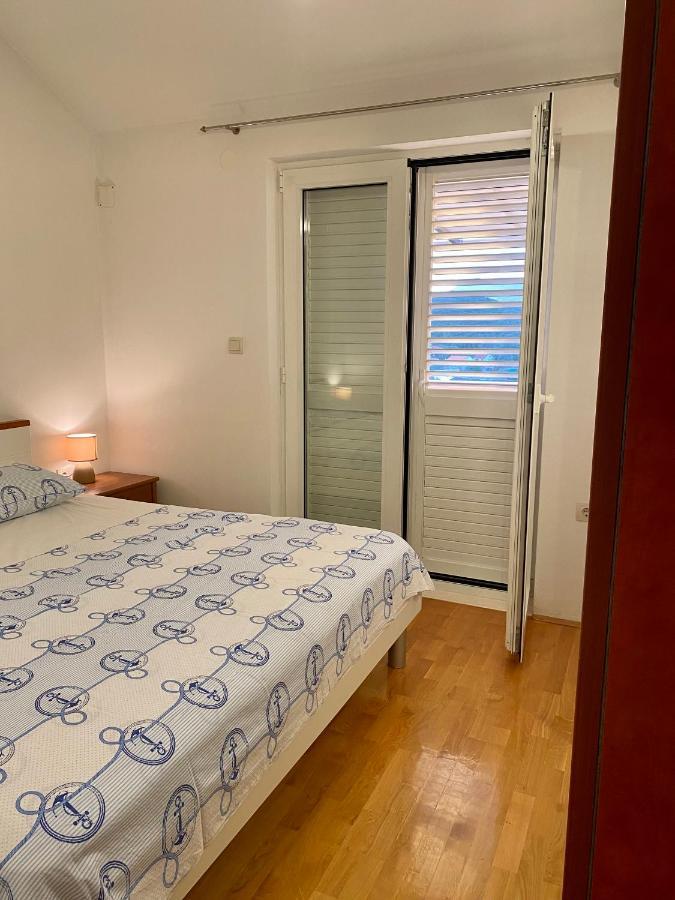 Apartmani Luka Zrnovo Eksteriør bilde