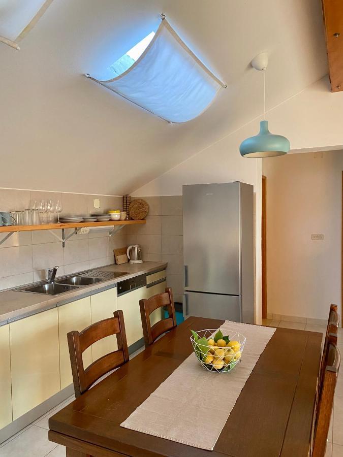 Apartmani Luka Zrnovo Eksteriør bilde