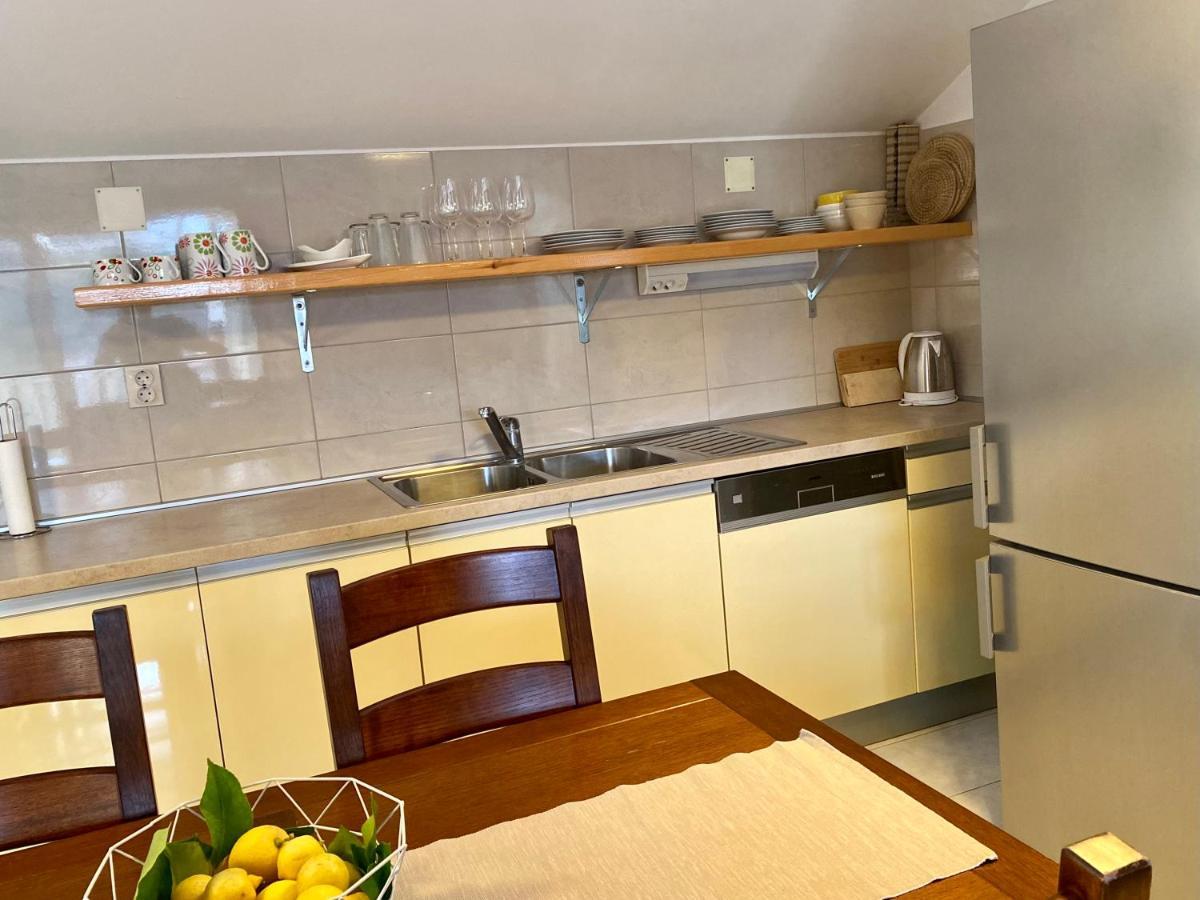 Apartmani Luka Zrnovo Eksteriør bilde